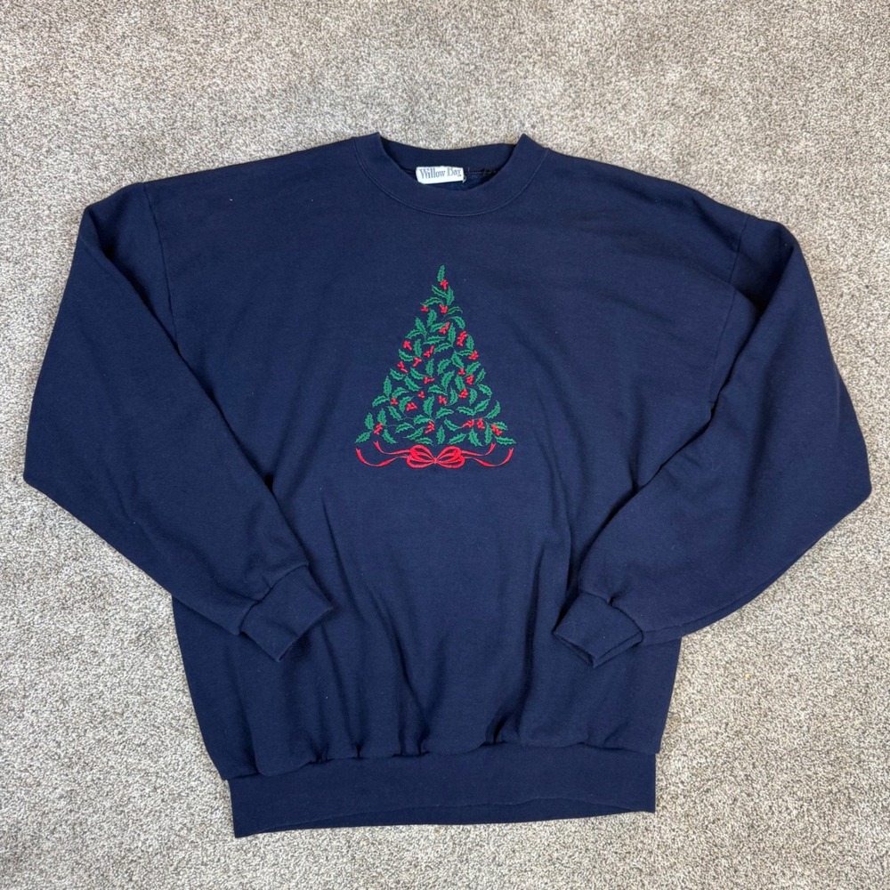 Willow Bay Navy Blue Christmas Holly Tree Embroidered Crewneck Sweatshirt Medium